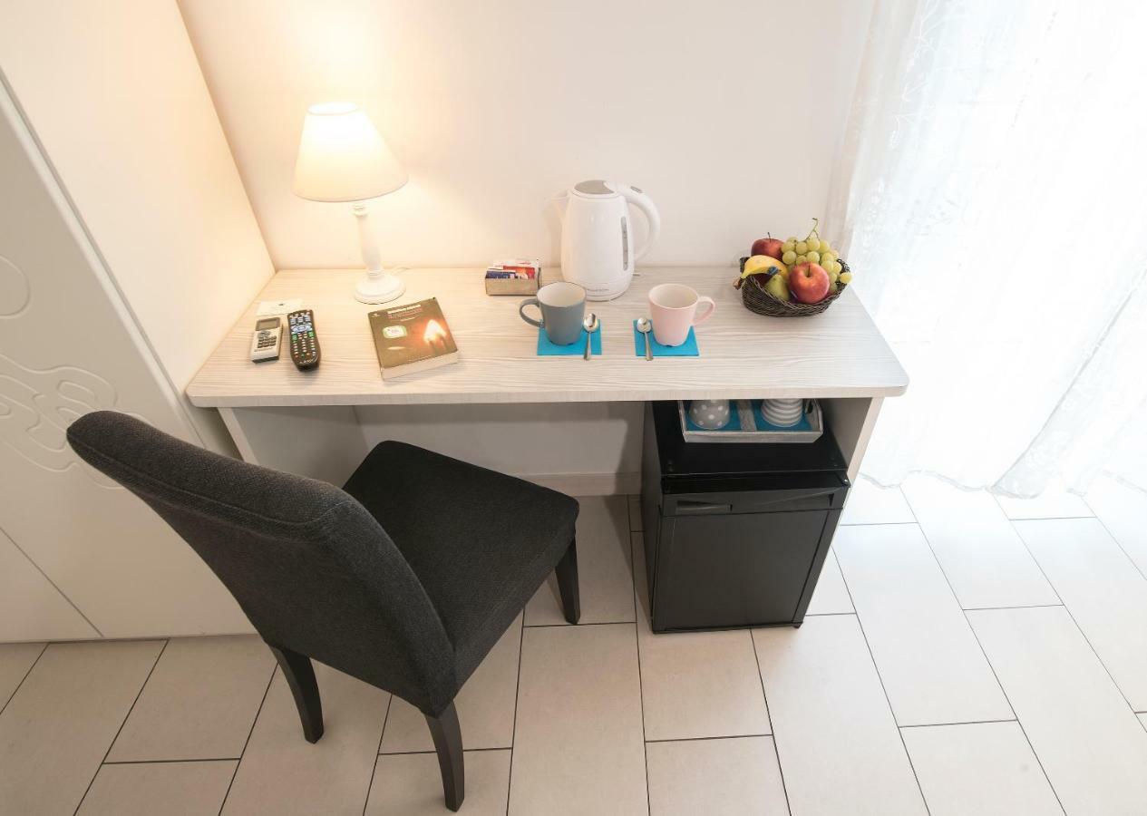 B&B Solimena Napoli Eksteriør billede