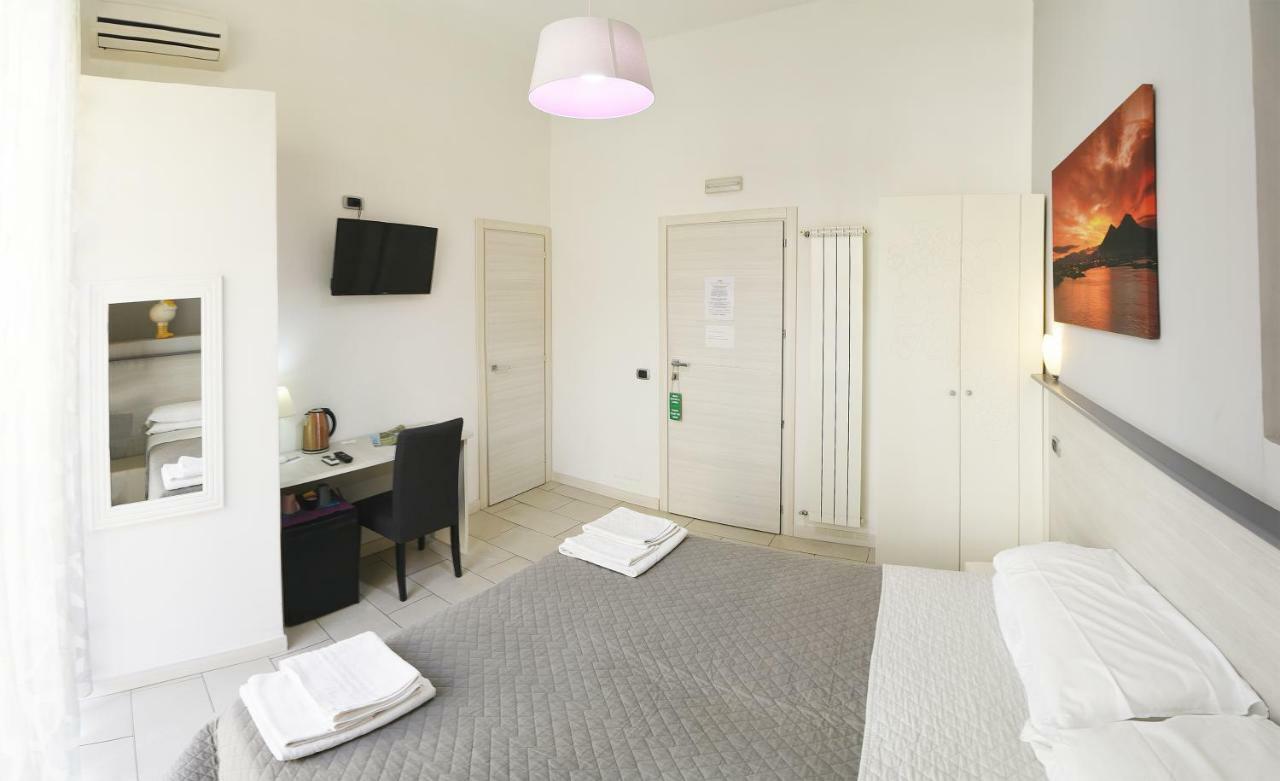 B&B Solimena Napoli Eksteriør billede